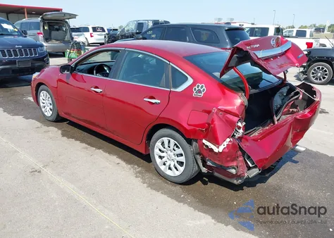2013 Nissan Altima 2.5 S z USA, uszkodzony, nr VIN 1N4AL3AP1DC246767